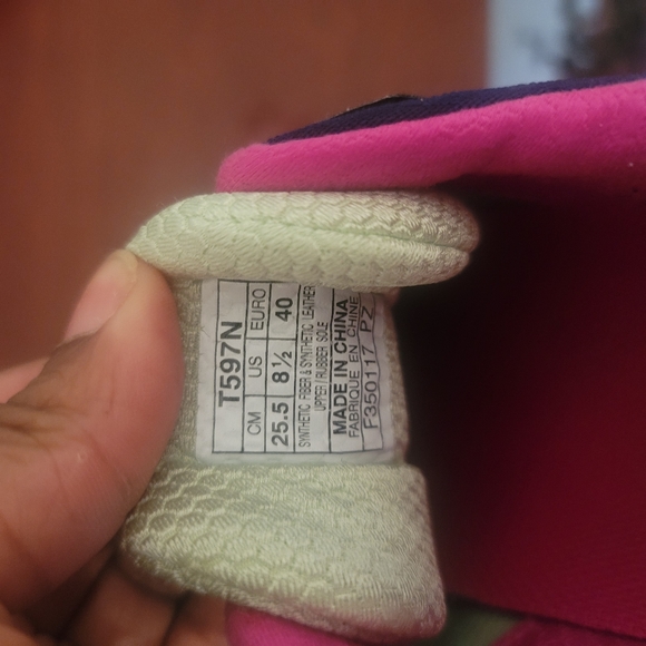 ASICS Running Shoe - Picture 4 of 4